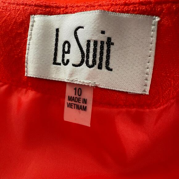 Le Suit New With Tag Scarlet Women's 2 Pcs. Skirt Suit Set Size 10 - Picture 16 of 16